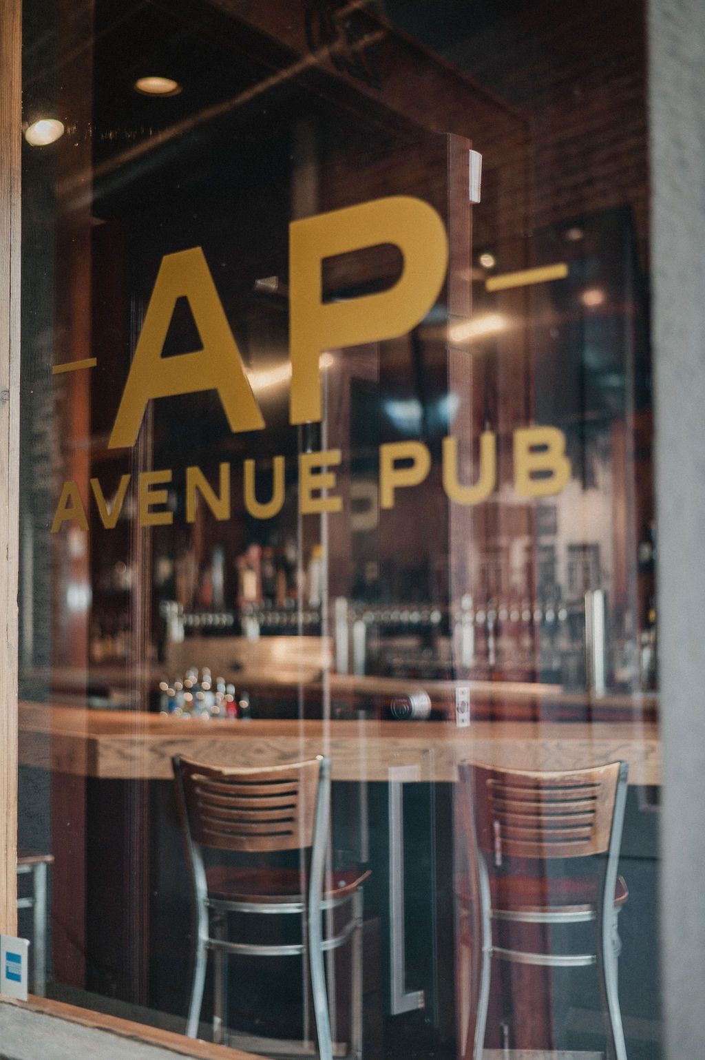 Avenue Pub