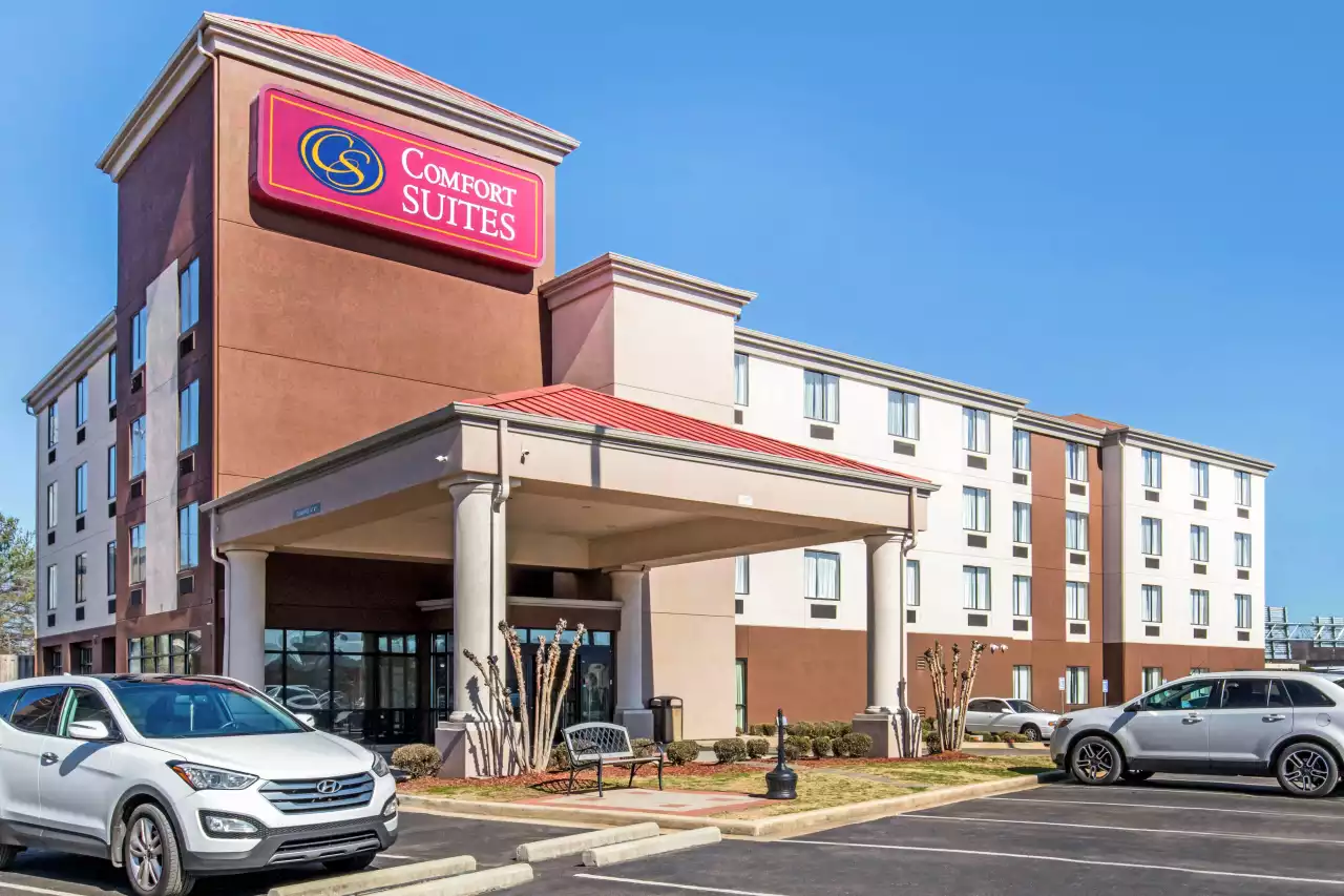 Comfort Suites