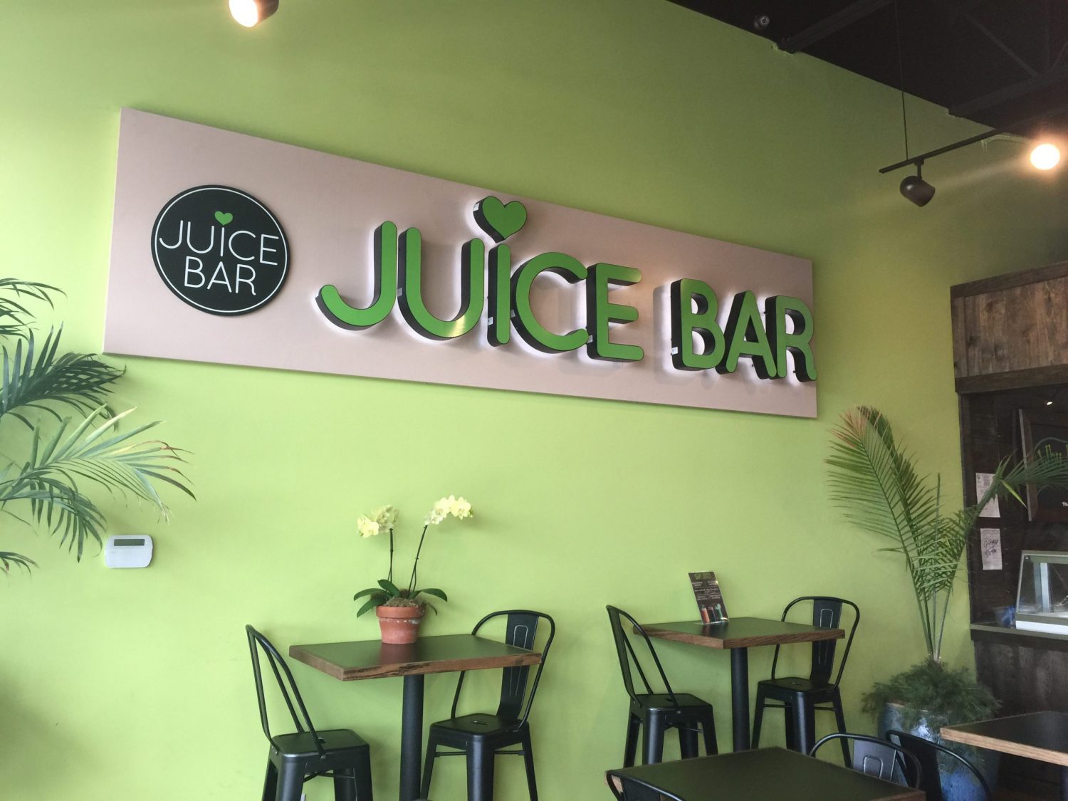 juice-bar-visit-tuscaloosa