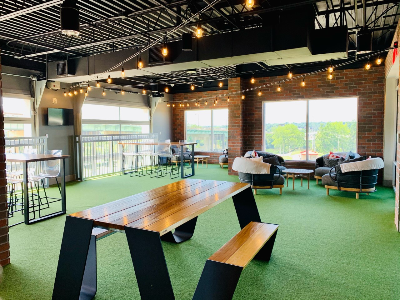 The 205 Restaurant & Bar
