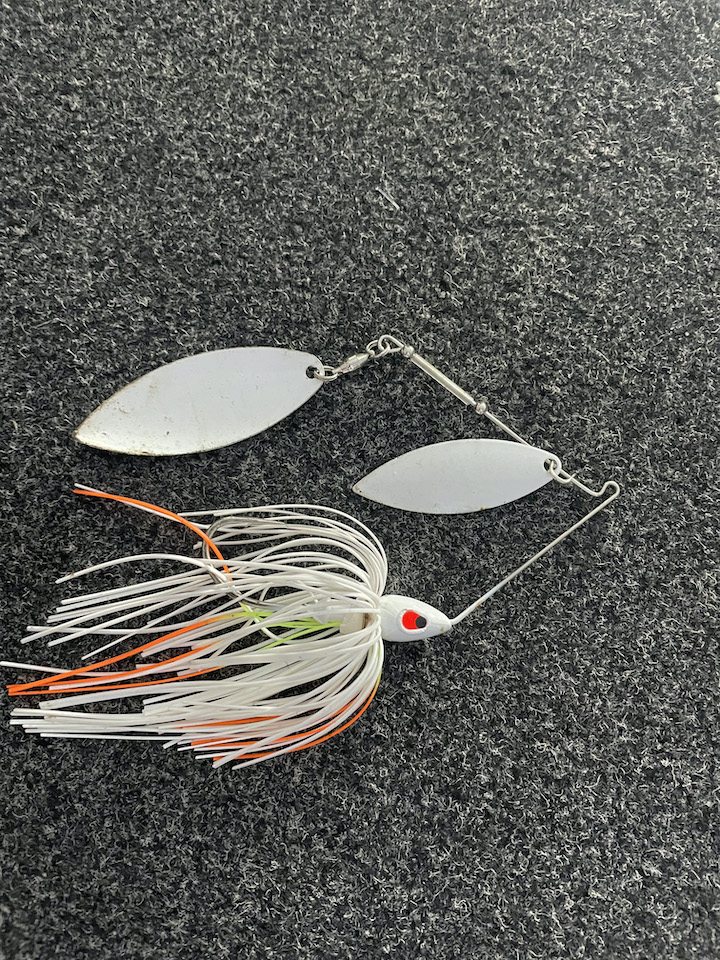 Chatter Baits and Square Bill Crankbaits for Backwater Bass at Oliver Lake