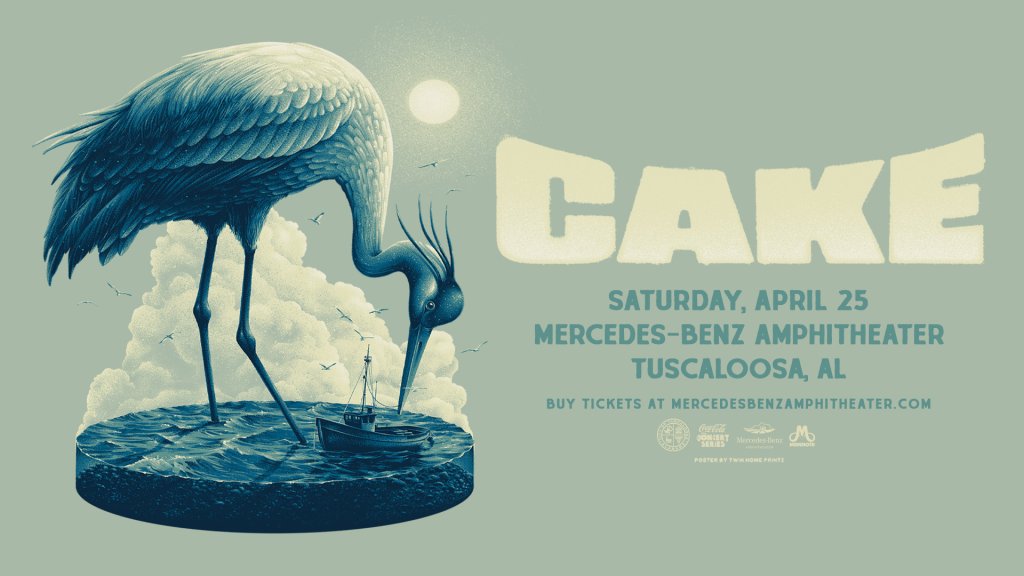 A majestic heron peers at a small boat on a rocky outcrop, bathed in the glow of a bright sun in Tuscaloosa, Alabama.