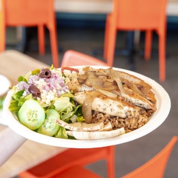 A lunch plate from Zoes & Marky's Kitchen located in Northport, Alabama